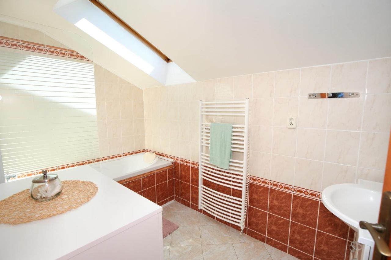 Apartman Daniela Daire Banská Štiavnica Dış mekan fotoğraf